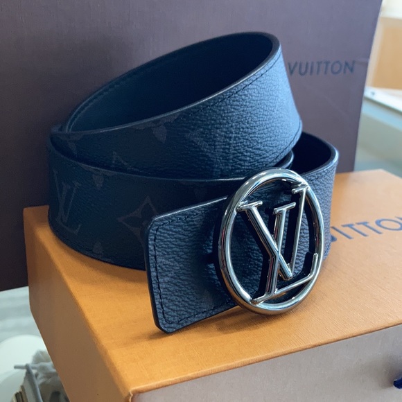 Louis Vuitton men’s belts Black Monogram - Picture 3 of 12